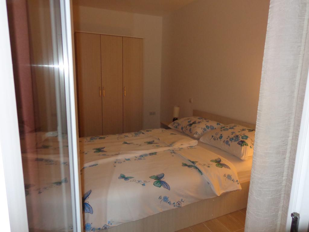 Villa Palas Apartments Rogoznica  Cameră foto