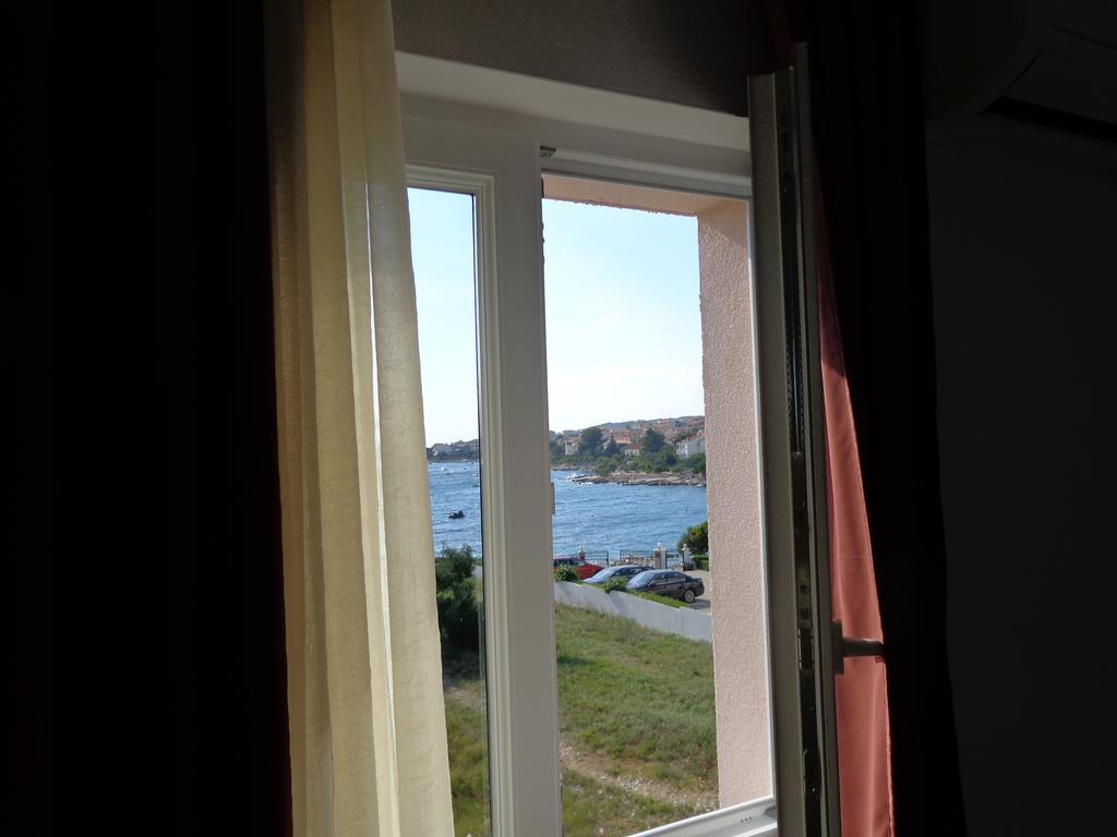 Villa Palas Apartments Rogoznica  Cameră foto