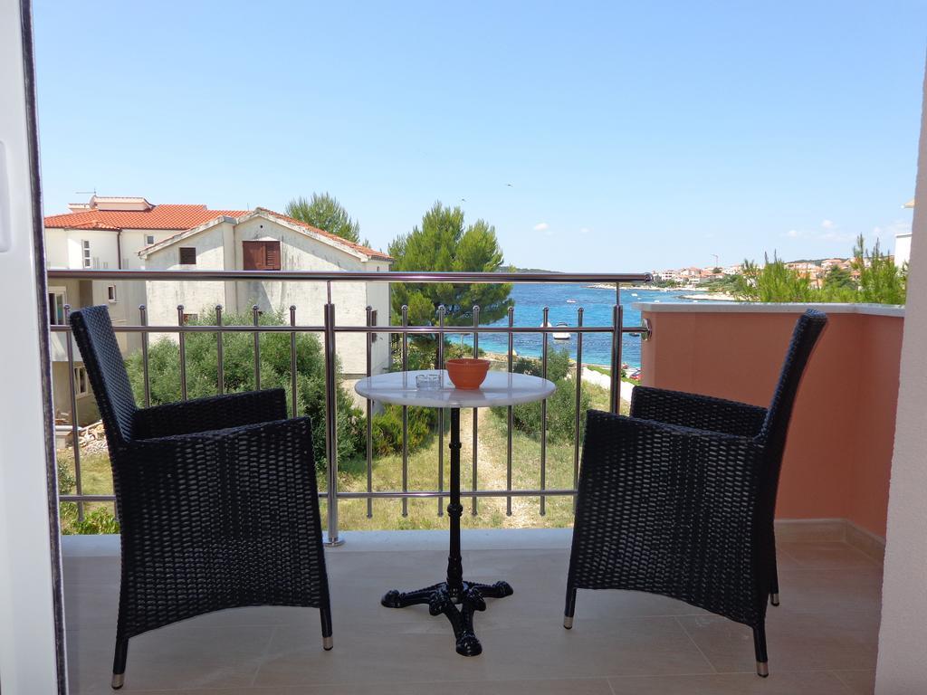 Villa Palas Apartments Rogoznica  Cameră foto