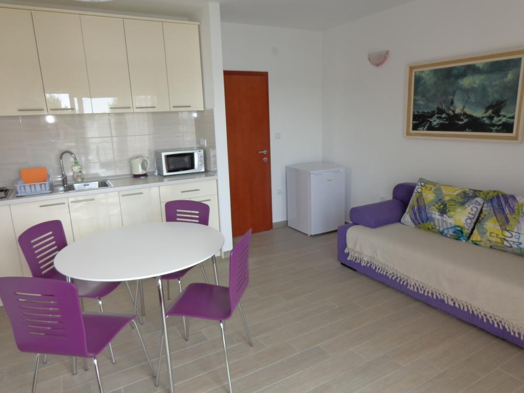 Villa Palas Apartments Rogoznica  Cameră foto